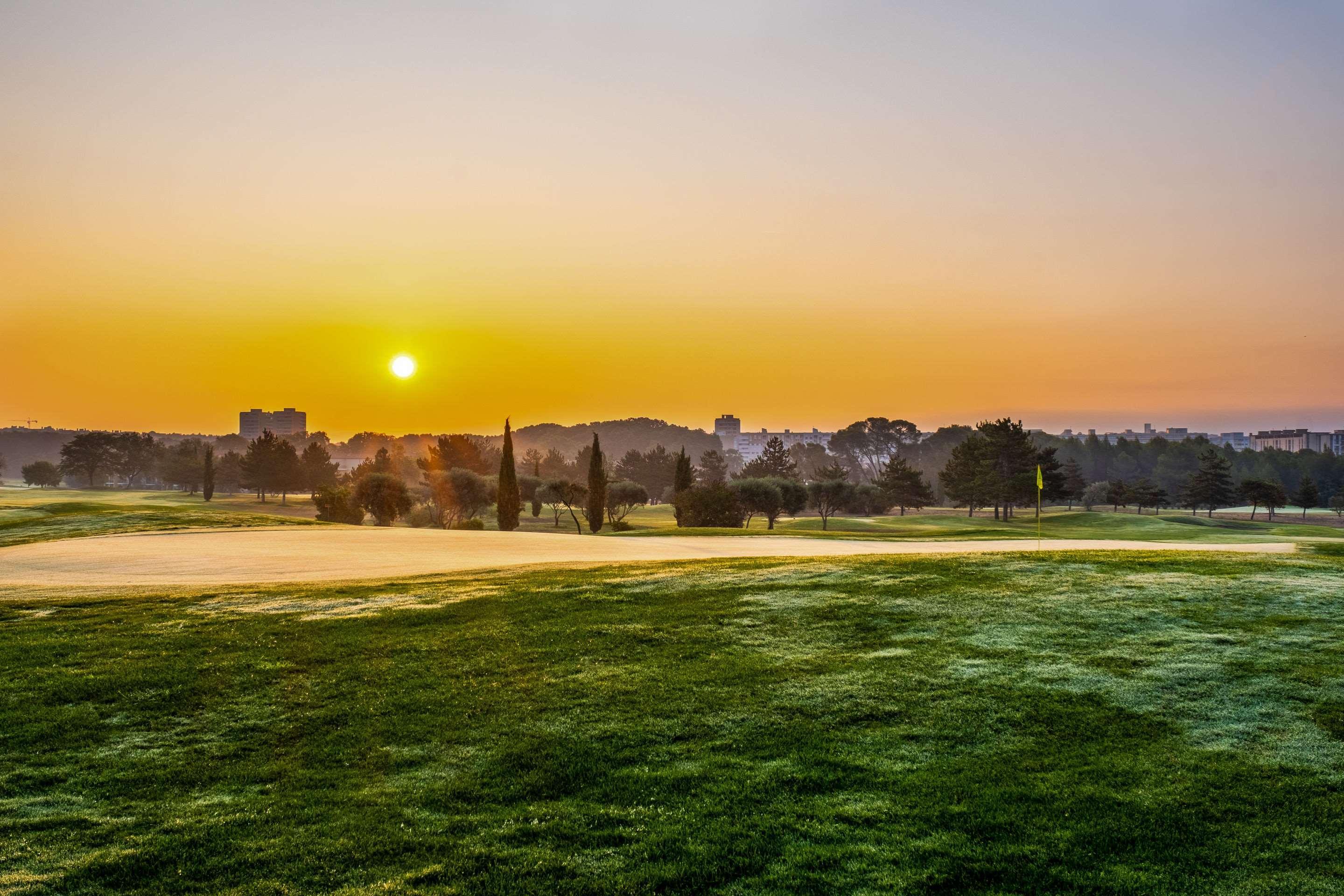 Hotel Golf Fontcaude Жувіньяк Екстер'єр фото