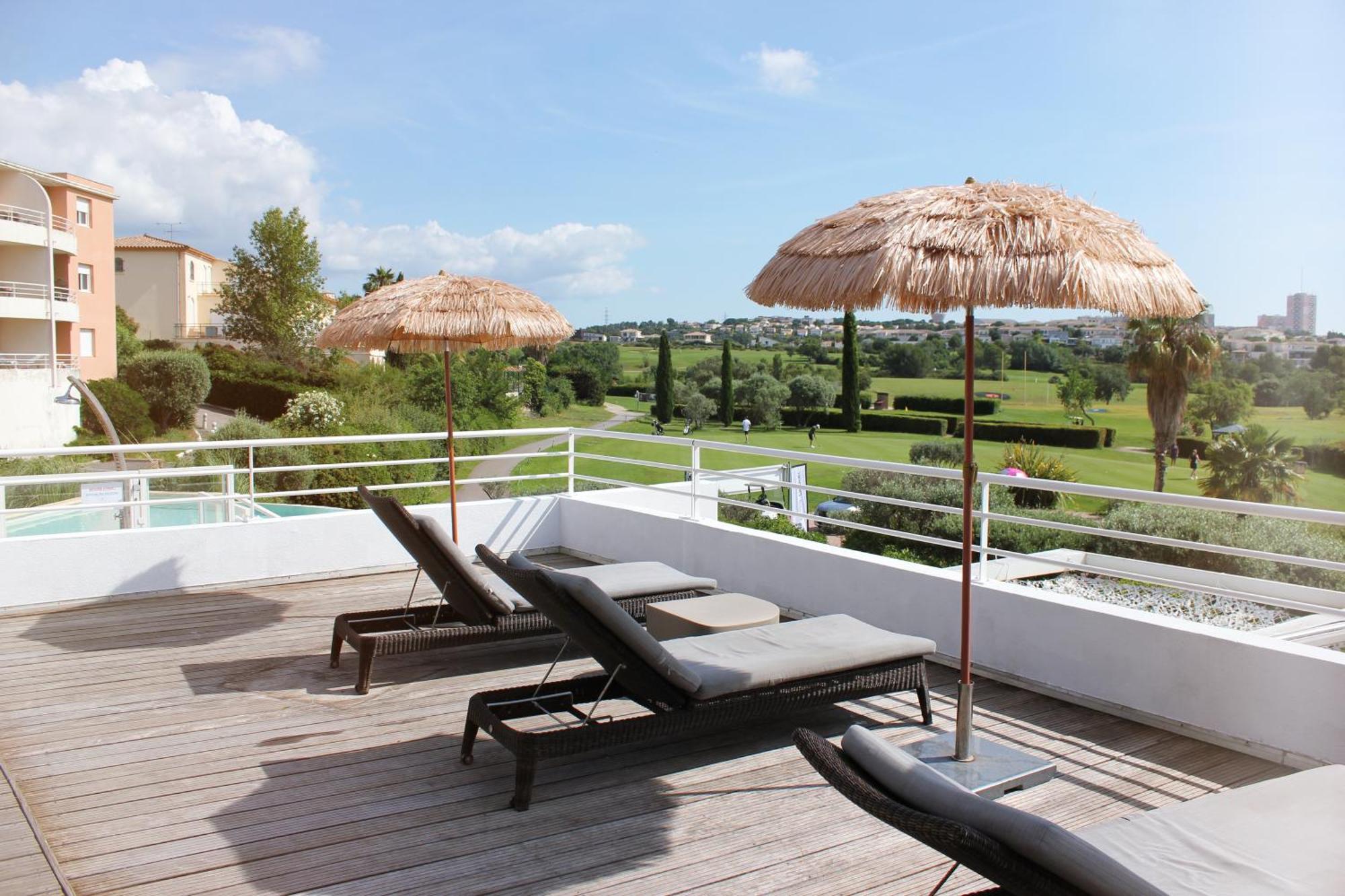 Hotel Golf Fontcaude Жувіньяк Екстер'єр фото